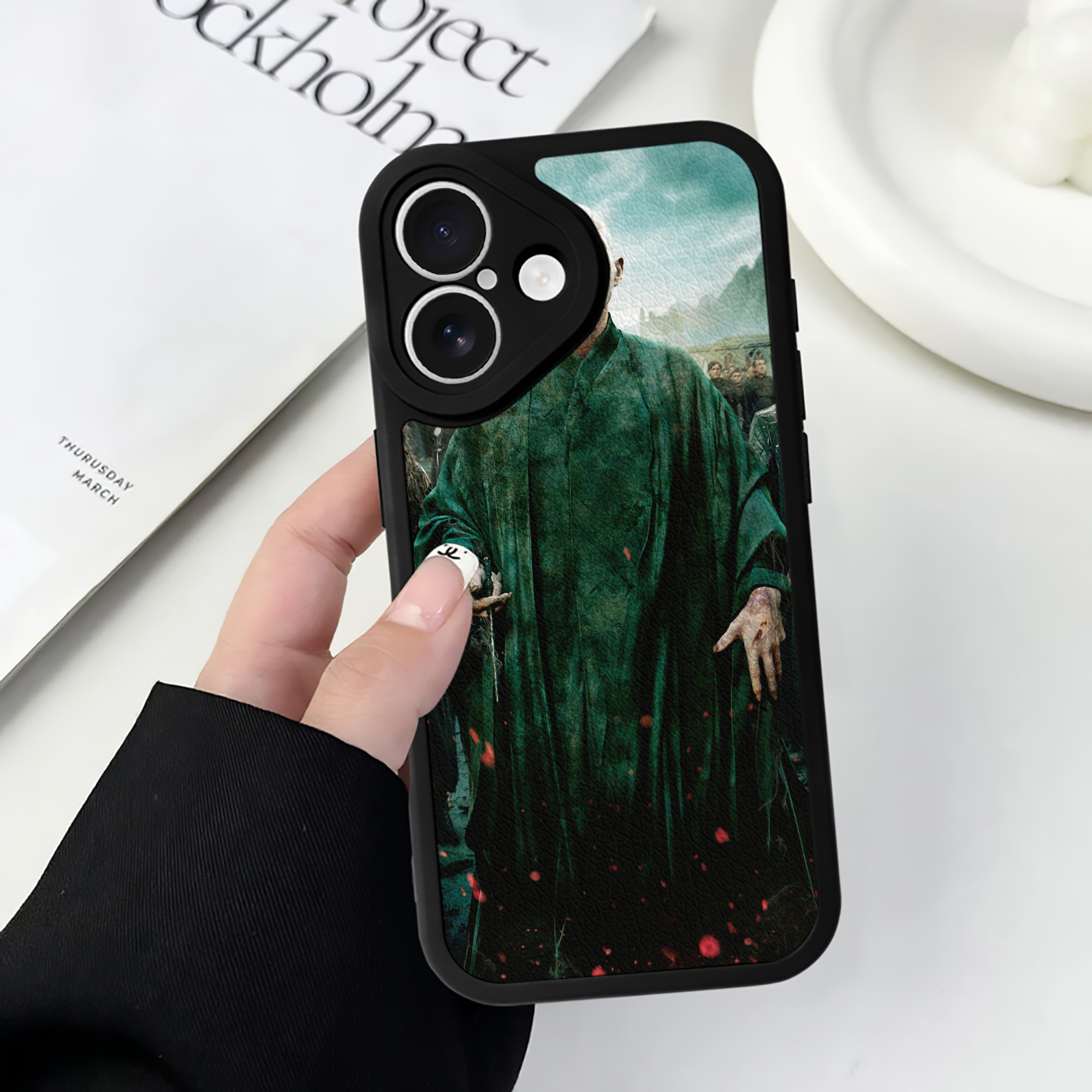（画像用） Harry Potter ハリー・ポッターシリーズ 【iPhone 16シリーズ対応】シリコンスマホケース（レザー調） 材質：シリコン